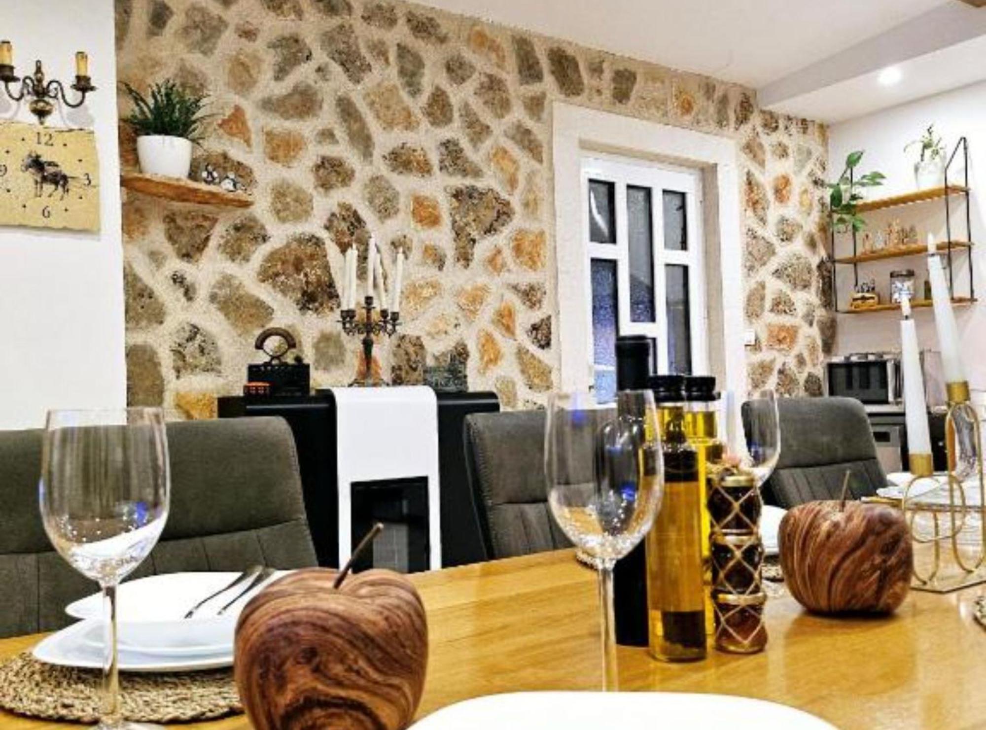Villa Nika 로조박 외부 사진